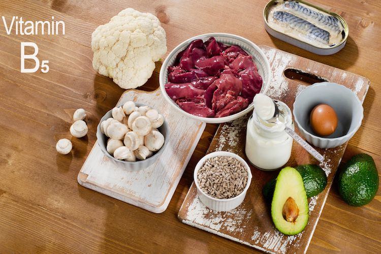 Vitamin B5, kyselina pantothenová: Léčivé účinky a hlavní zdroje